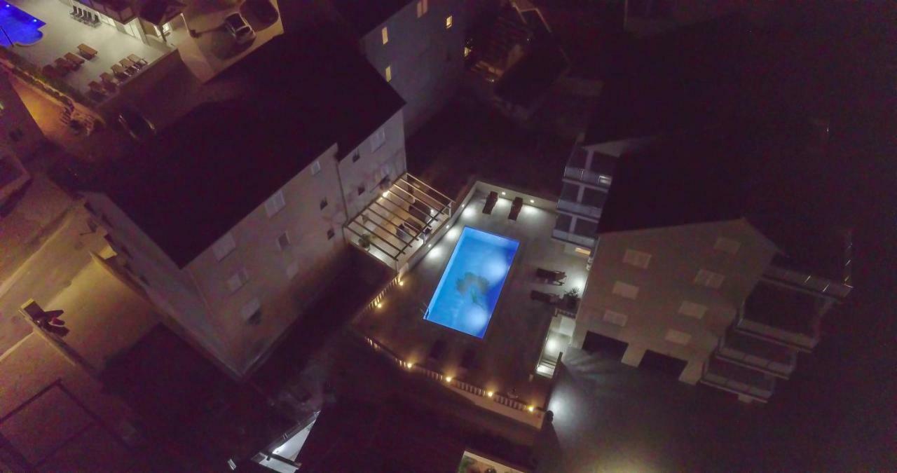 Apartments Sara 波尔 外观 照片